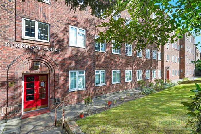 1 Bedroom Flat For Sale In Burnham Court, Brent Street, NW4