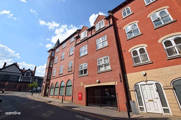 2 Bedroom Flat To Rent In Kingsway, Altrincham, WA14