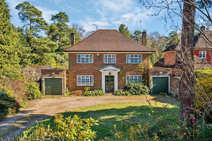 4 Bedroom Detached House For Sale In Clifton Road, Amersham, HP6