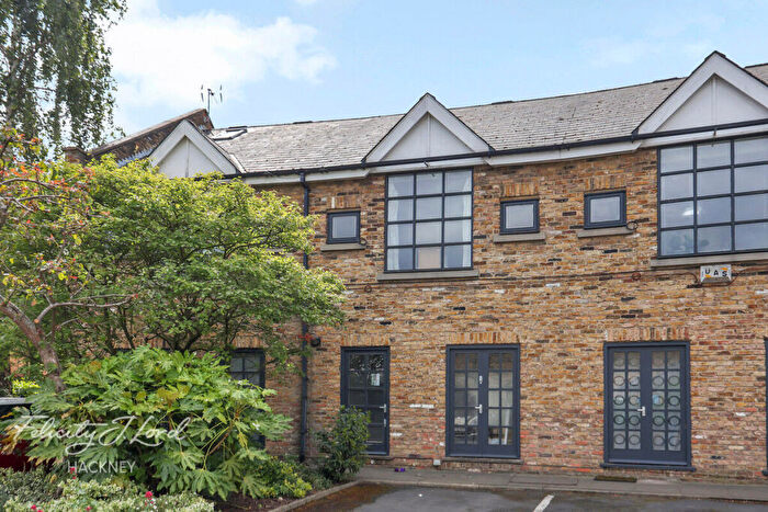 3 Bedroom Terraced House For Sale In Independent Place, London, E8