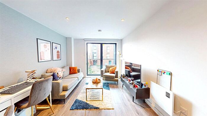 2 Bedroom Apartment For Sale In Merchants Wharf, Commerce Quay, Ordsall Lane, Salford, M5