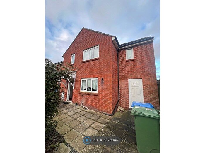 3 Bedroom Semi-Detached House To Rent In Nore Close, Sheerness, ME12