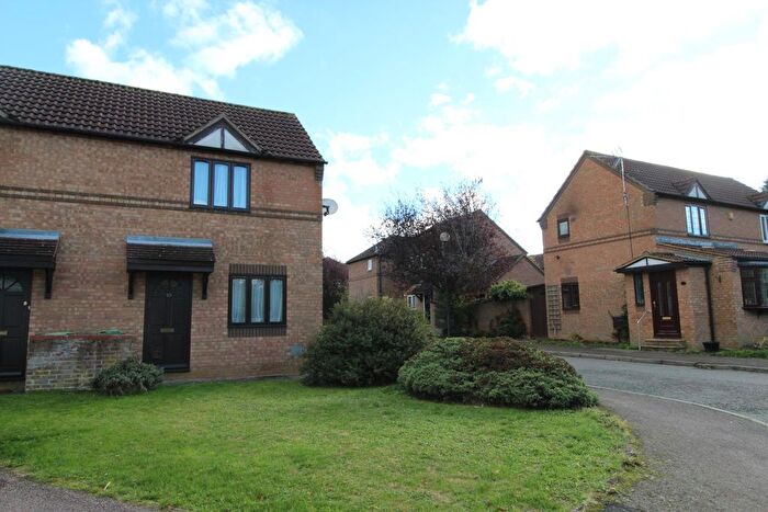 1 Bedroom Semi-Detached House To Rent In Rillington Gardens, Emerson Valley, MK4