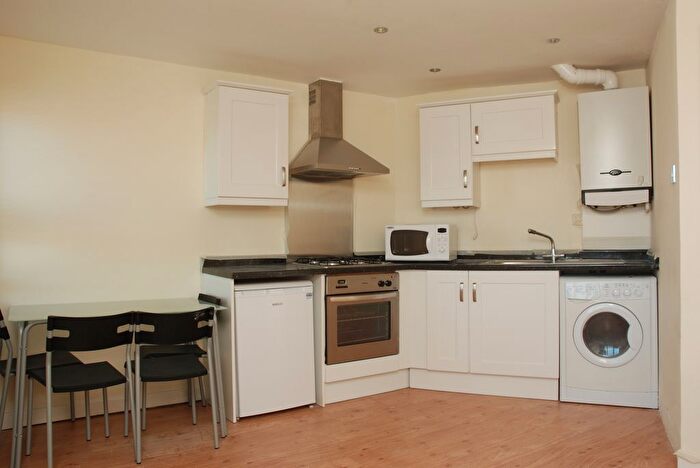 Studio To Rent In Rayners Lane, Harrow, HA2