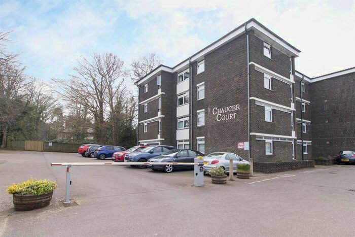 2 Bedroom Flat To Rent In New Dover Road, Canterbury, CT1