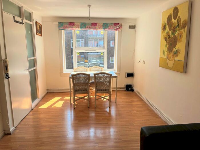 1 Bedroom Flat To Rent In Legrace Avenue, Hounslow, TW4