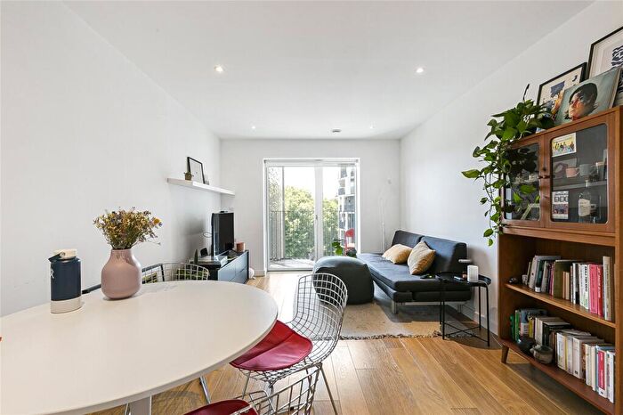 1 Bedroom Apartment To Rent In Atkins Square, Dalston Lane, Hackney, London, E8