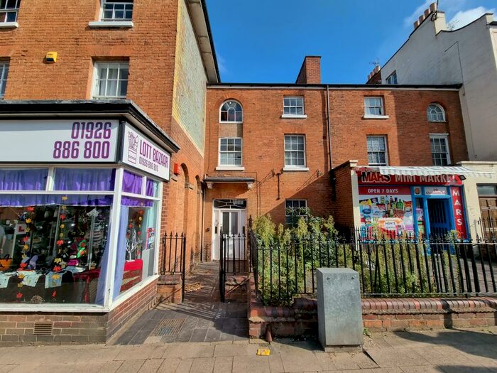 3 Bedroom Apartment To Rent In Flat, Clemens Street, Leamington Spa, CV31