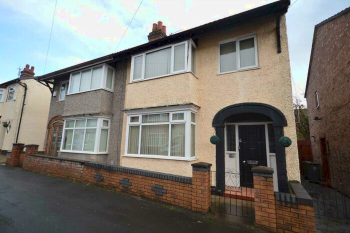 3 Bedroom Semi-Detached House To Rent In Rocklands Avenue, Bebington, CH63