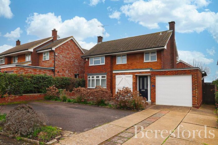 3 Bedroom Detached House For Sale In Norfolk Close, Maldon, CM9