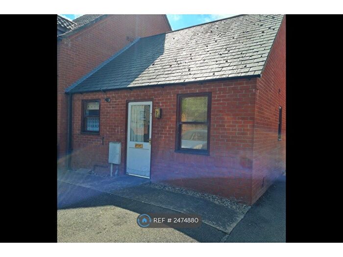 1 Bedroom Bungalow To Rent In The Old Bowling Green, Alford, Lincolnshire, LN13