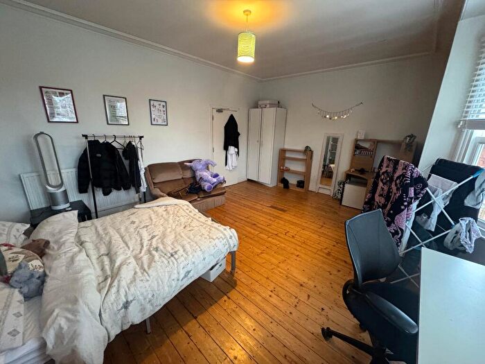 6 Bedroom Semi Detached House To Rent In Millicent Road, West Bridgford, NG2