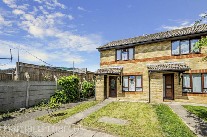 2 Bedroom Terraced House To Rent In Camberley Close, Cheam, Sutton, SM3