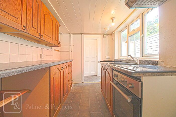 3 Bedroom Terraced House To Rent In Brook Street, Colchester, Essex, CO1