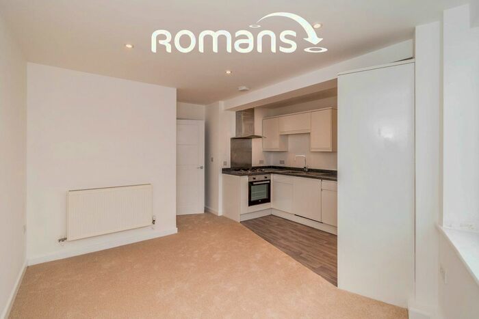 2 Bedroom Flat To Rent In St. Georges Street, Winchester, SO23