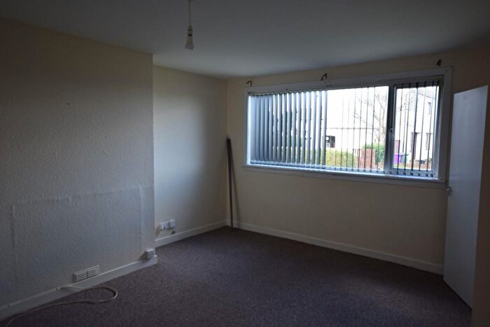 2 Bedroom End Of Terrace House To Rent In Laurel Bank, Forfar, DD8