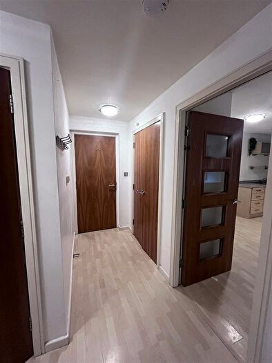 2 Bedroom Flat To Rent In Stokes Mill, Higher Tame Street, Stalybridge, SK15