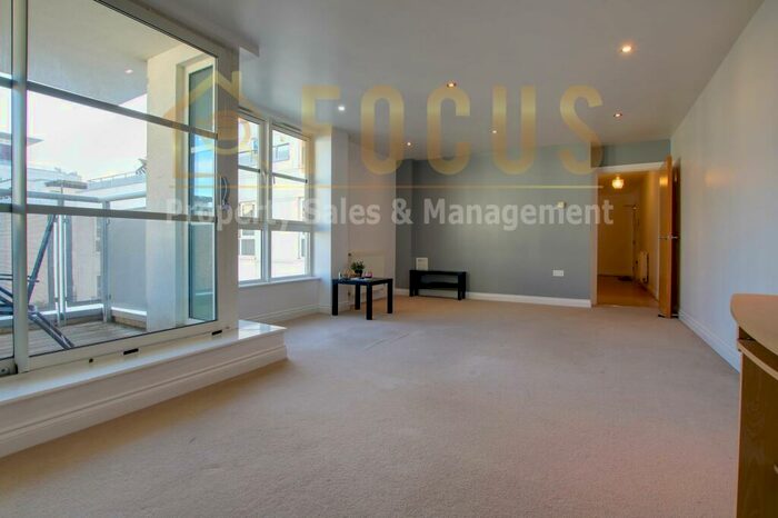 2 Bedroom Apartment To Rent In Watkin Road, Leicester, LE2