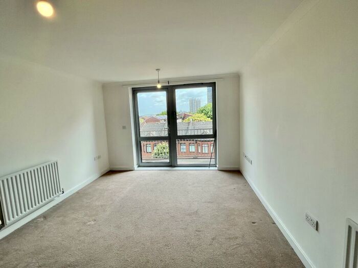 1 Bedroom Flat To Rent In Kennard Street, E16