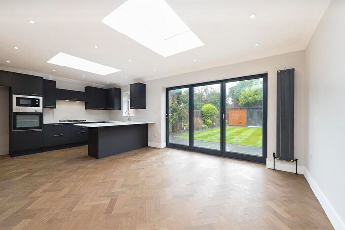 4 Bedroom Semi-Detached Bungalow For Sale In Herlwyn Avenue, Ruislip, HA4