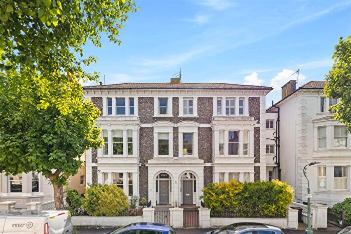 2 Bedroom Flat For Sale In Ventnor Villas, Hove, BN3