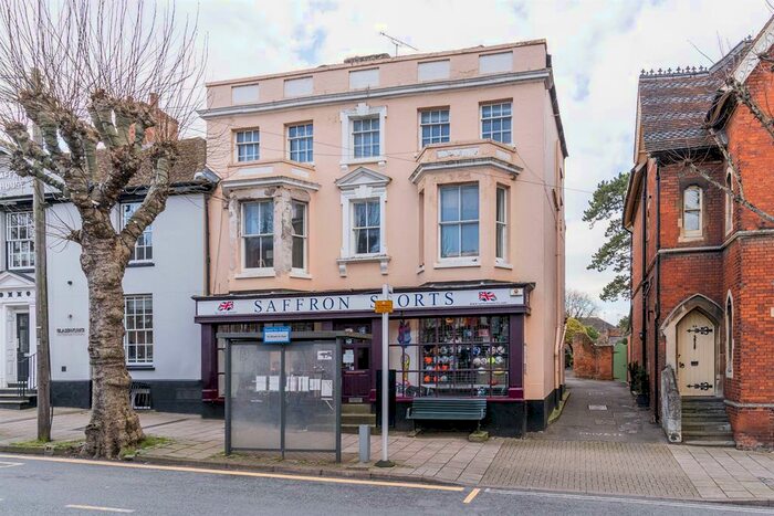 1 Bedroom Flat To Rent In High Street, Saffron Walden, Essex, CB10