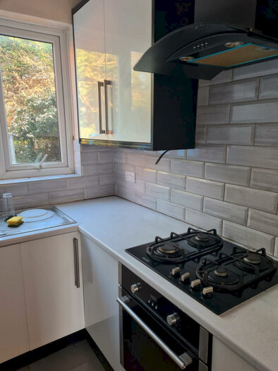 3 Bedroom Semi-Detached House To Rent In Leicester, LE3