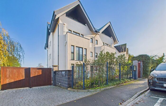 1 Bedroom Flat For Sale In Orchard Road, Malvern, WR14