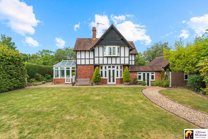 4 Bedroom Detached House For Sale In Epping Road, Roydon, CM19