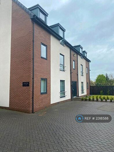 2 Bedroom Penthouse To Rent In Owston Park, Hull, HU6
