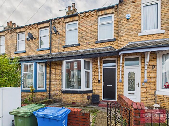 2 Bedroom Terraced House For Sale In St. Johns Road, Scarborough, YO12