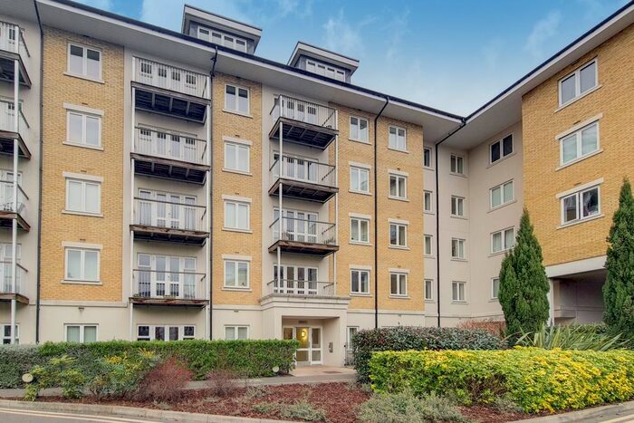 2 Bedroom Flat To Rent In Jefferson House, Park Lodge Avenue, West Drayton, UB7