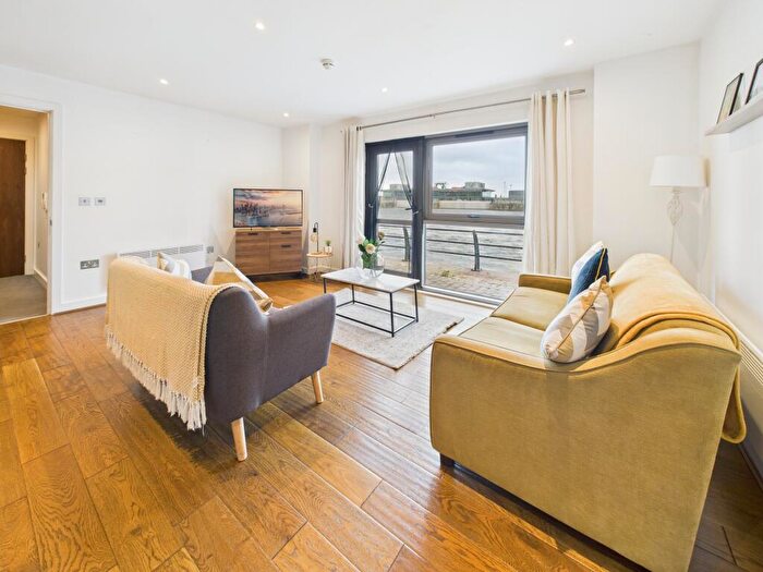 1 Bedroom Flat To Rent In Waterside, William Jessop Way, Liverpool, L3