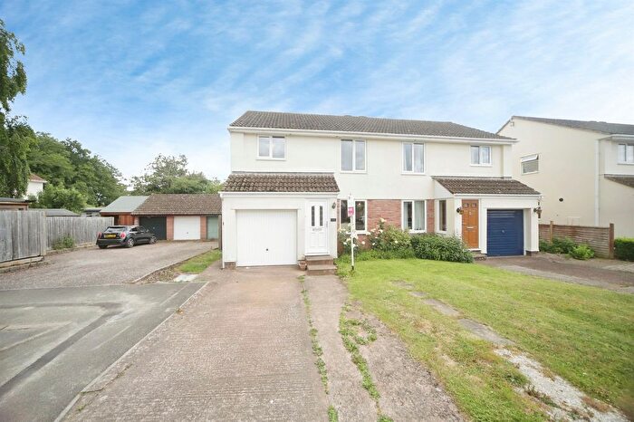 4 Bedroom Semi Detached House For Sale In Spinneyfield, Bishops Lydeard, Taunton, TA4