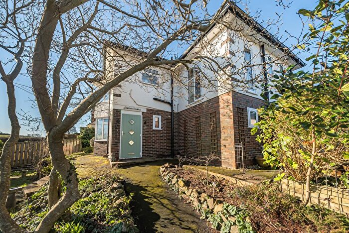 5 Bedroom Detached House For Sale In Southdowns Road, Dawlish, EX7