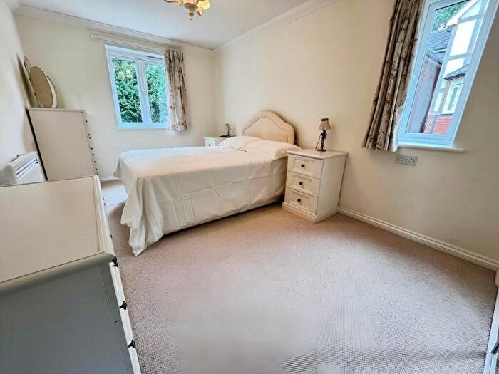 2 Bedroom Retirement Property For Sale In Church Road, Sutton Coldfield, B73