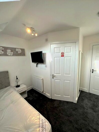 1 Bedroom Property To Rent In Gresham Road, Middlesbrough, North Yorkshire, TS1