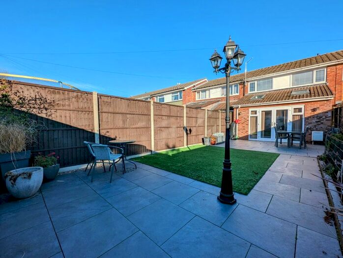 3 Bedroom Terraced House For Sale In Bevington Close, Patchway, Bristol, BS34