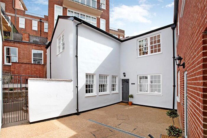 2 Bedroom Semi Detached House To Rent In Southernhay, Exeter, EX1