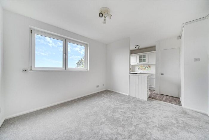Studio For Sale In Porchester Mead, Beckenham, BR3
