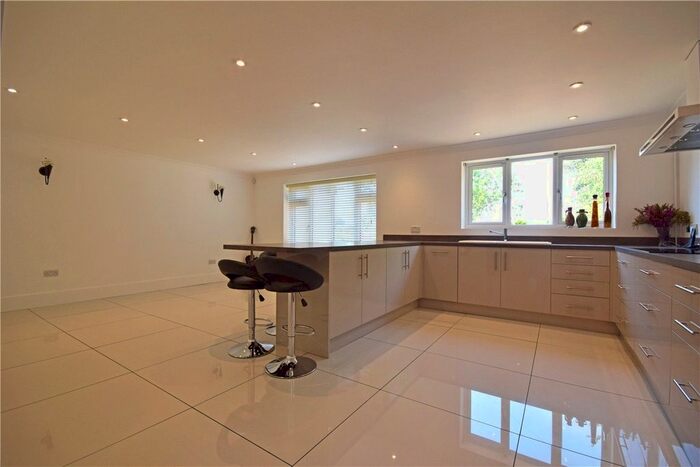 4 Bedroom Bungalow To Rent In Barrington Road, Foxton, Cambridge, CB22