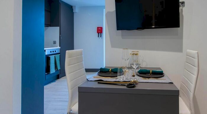 1 Bedroom Flat To Rent In 33 Parkside, Coventry CV1