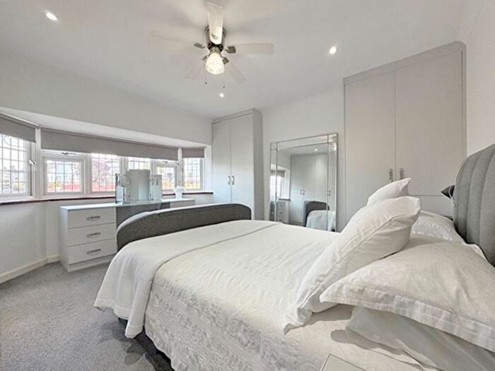 4 Bedroom Detached House For Sale In Bowers Road, Milehouse, Plymouth, PL2