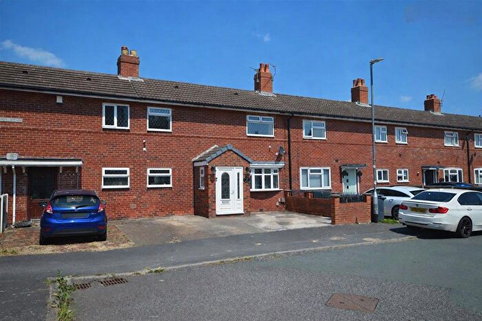 3 Bedroom Terraced House For Sale In Blands Avenue, Allerton Bywater, WF10