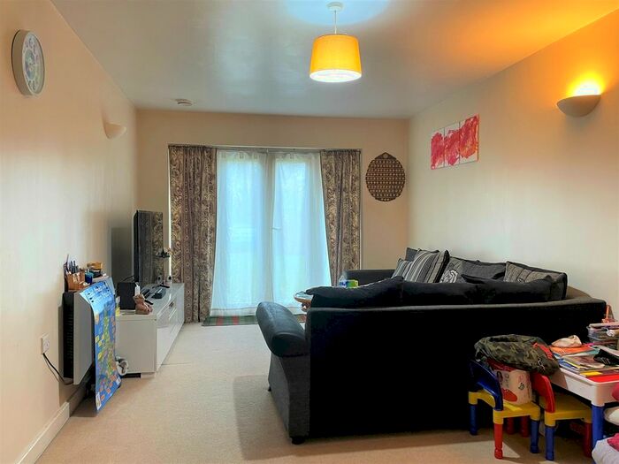 1 Bedroom Flat To Rent In London Road, Slough, SL3