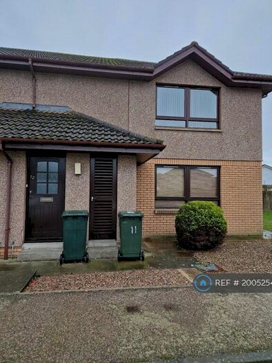 2 Bedroom Flat To Rent In Ashgrove Court, Elgin, IV30