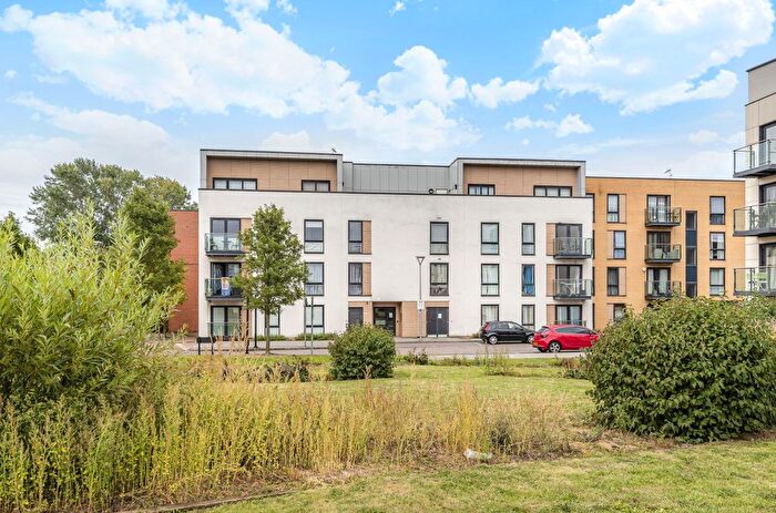 1 Bedroom Flat For Sale In Faraday House, Velocity Way, Enfield, EN3