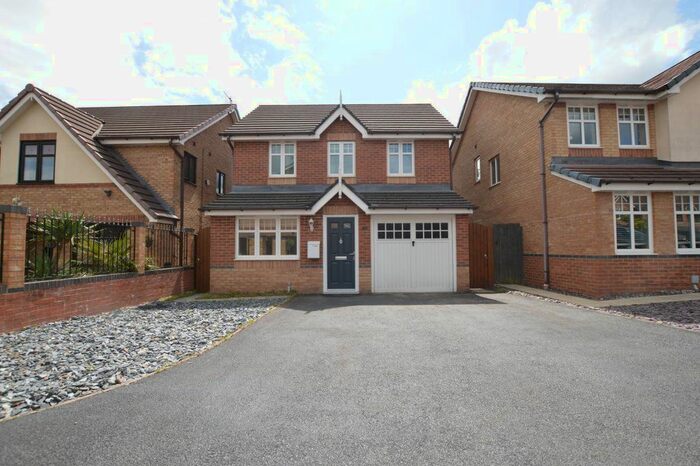 3 Bedroom Detached House To Rent In Stuart Close, Platt Bridge, Wigan, WN2