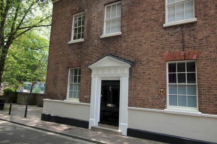 1 Bedroom Flat To Rent In Berkeley Street, Gloucester, Gloucester, GL1