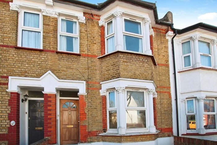 3 Bedroom Terraced House For Sale In Heath Road, Thornton Heath, Surrey, CR7